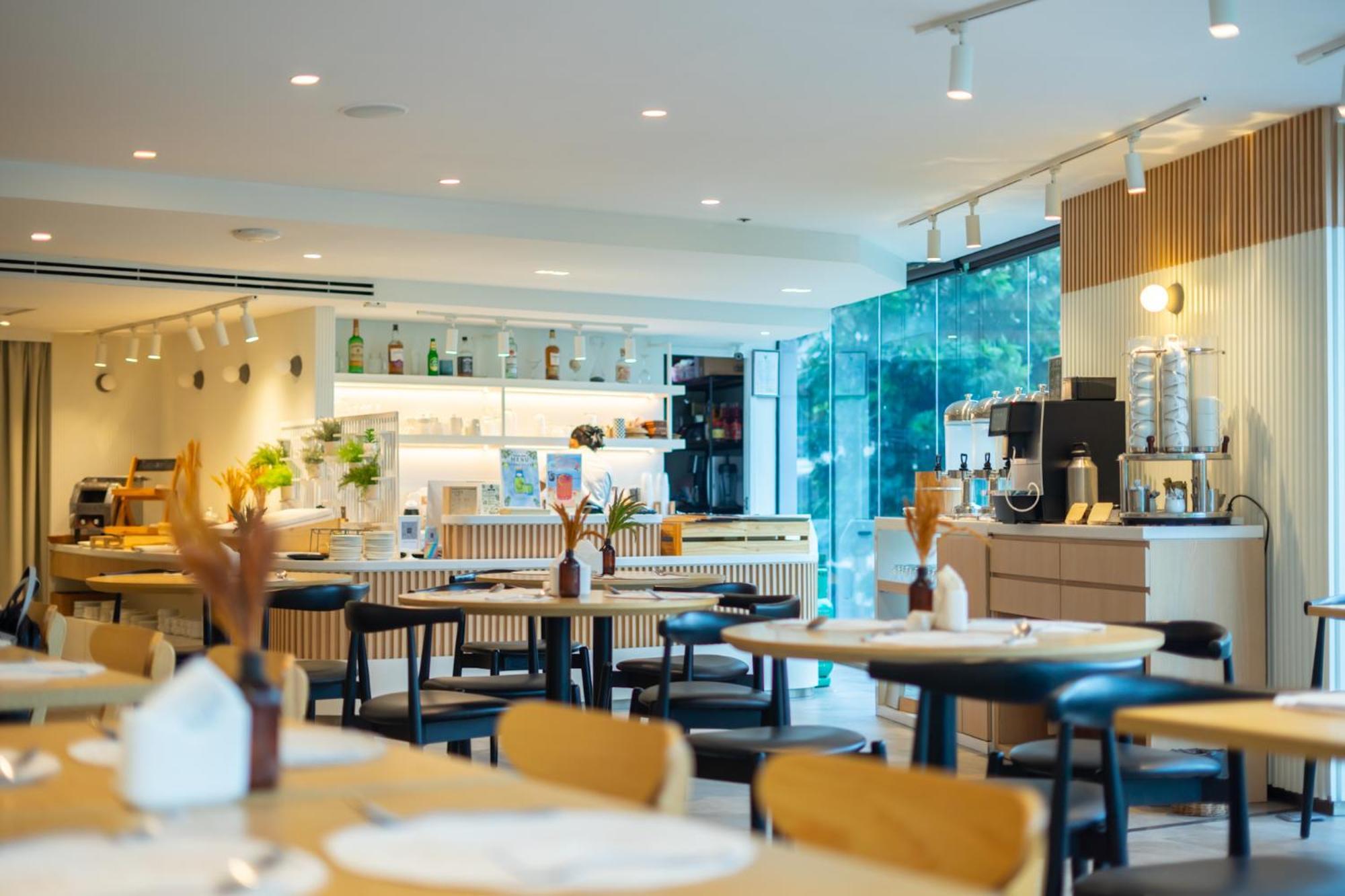 Aster Hotel And Residence By At Mind Pattaya Bagian luar foto