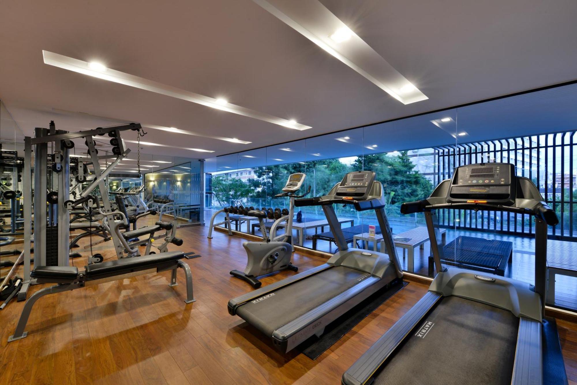 Aster Hotel And Residence By At Mind Pattaya Bagian luar foto