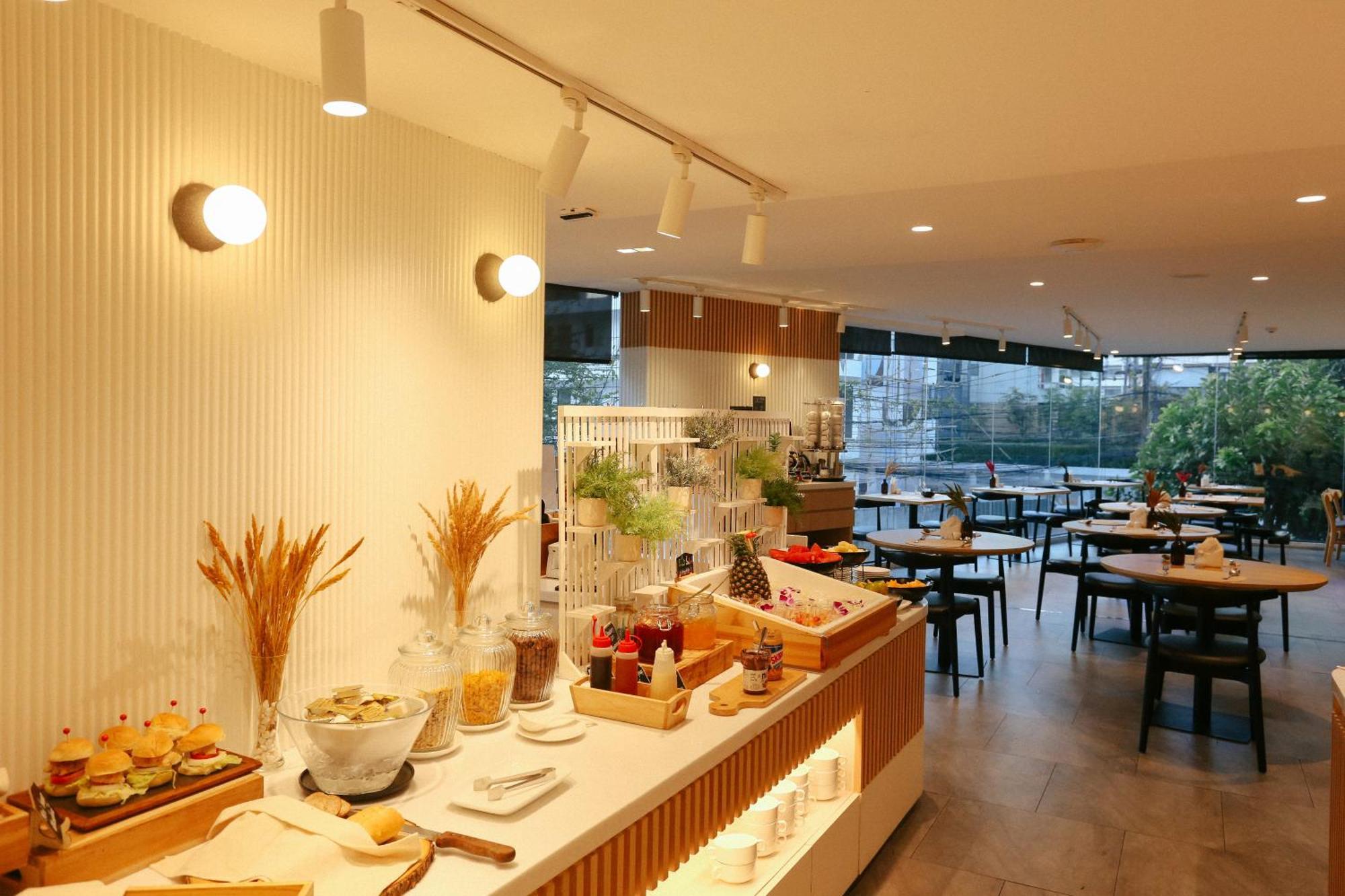 Aster Hotel And Residence By At Mind Pattaya Bagian luar foto